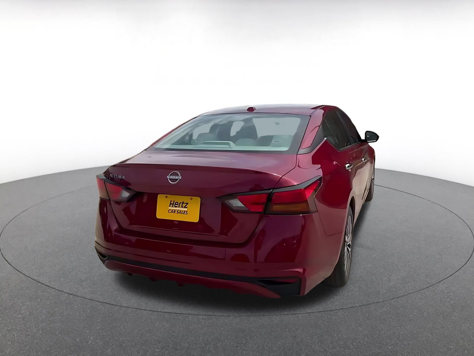 Used 2025 Nissan Altima 2.5 SV FWD image 12