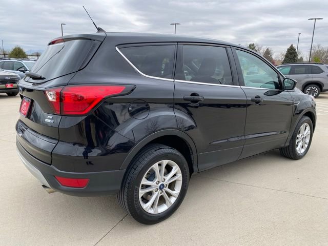 Used 2019 Ford Escape SE image 5