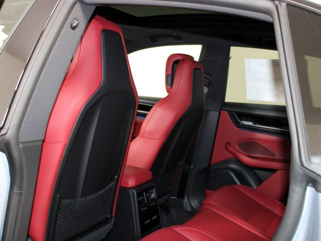 New 2026 Porsche Macan 4 Electric AWD/4WD image 20