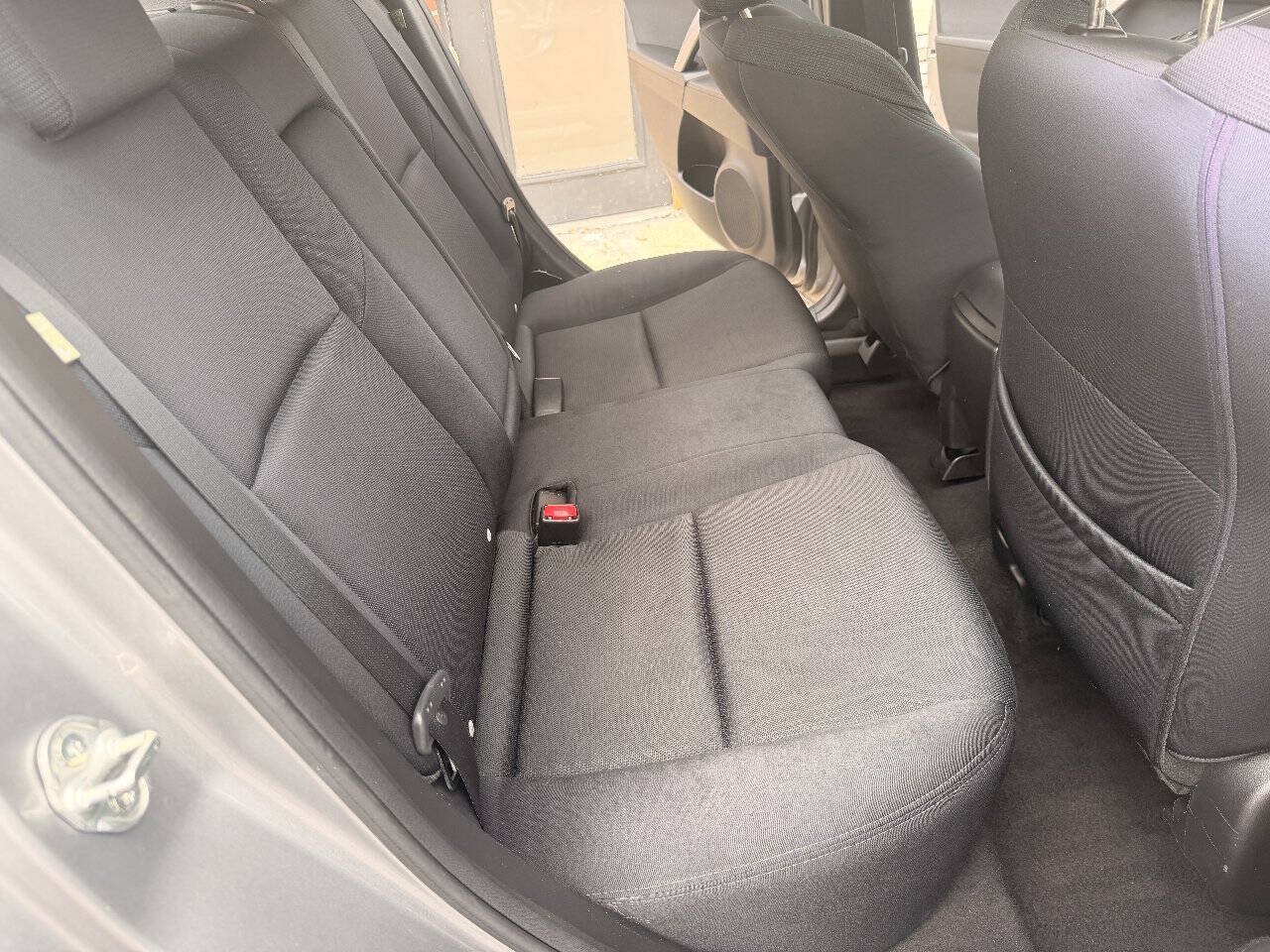 Used 2010 MAZDA MAZDA3 s Sport FWD image 15