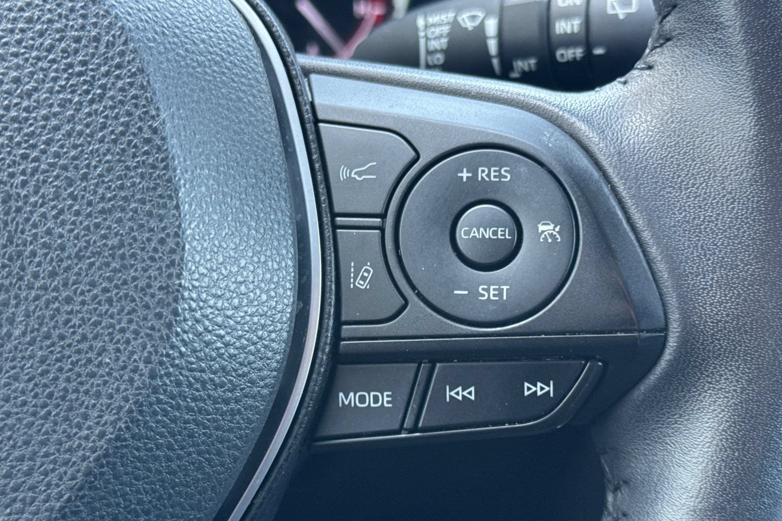 Certified 2024 Toyota RAV4 XLE Premium FWD image 32