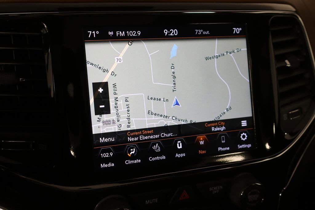 Used 2021 Jeep Grand Cherokee Summit w/ Platinum Series Group AWD/4WD image 36