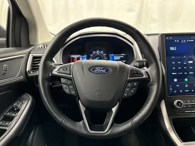 Used 2024 Ford Edge SEL AWD/4WD image 15