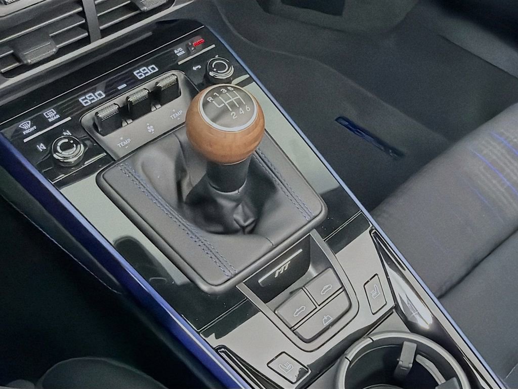 Certified 2026 Porsche 911 Carrera T RWD image 21