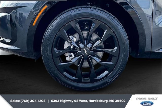 Used 2023 Kia Sorento SX image 7