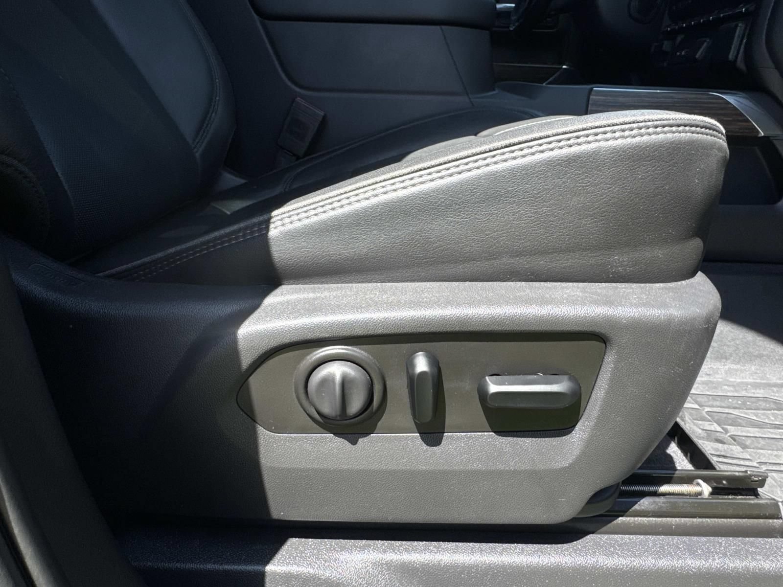 Used 2020 Chevrolet Silverado 1500 High Country AWD/4WD image 14