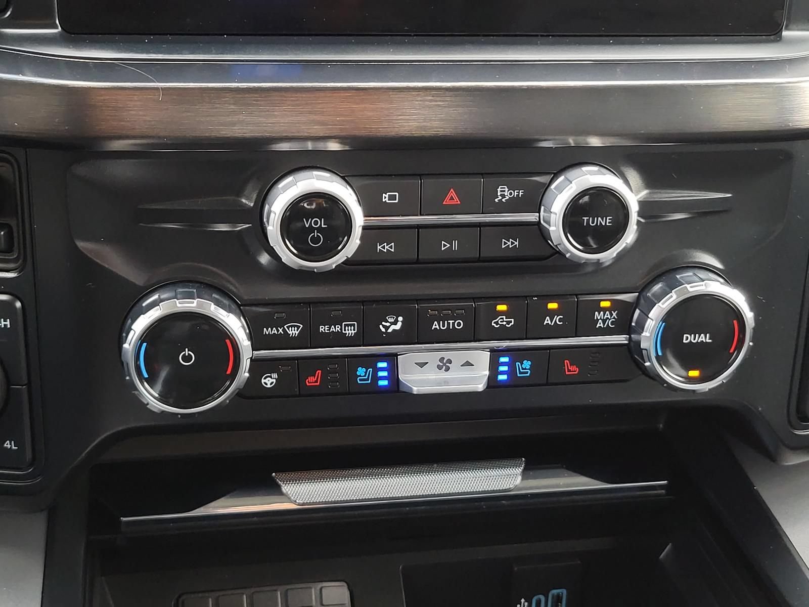 Used 2025 Ford F250 Lariat w/ Lariat Ultimate Package AWD/4WD image 30