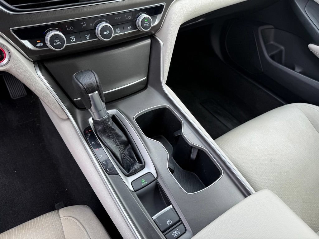 Used 2018 Honda Accord LX image 13