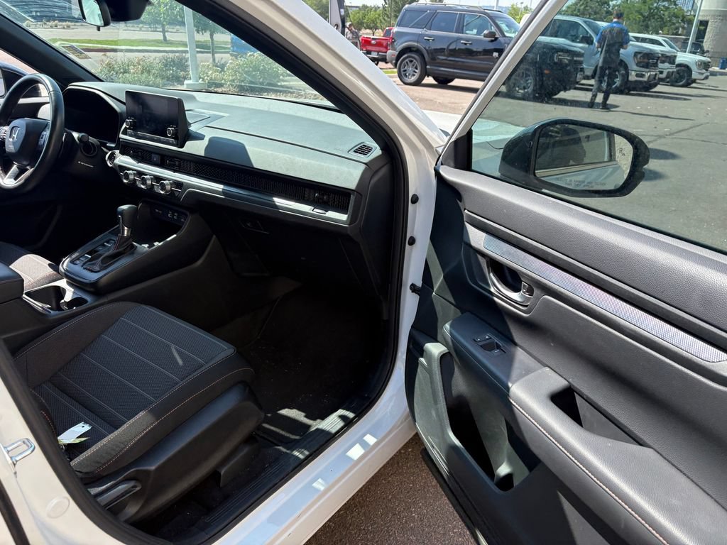Used 2024 Honda CR-V Sport image 28