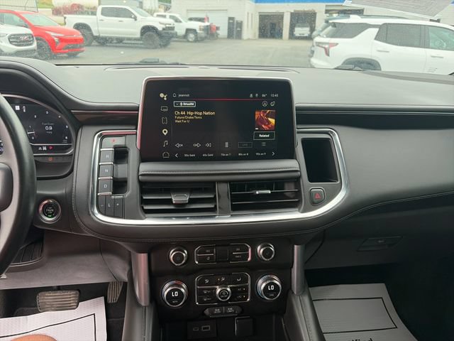 Used 2023 GMC Yukon SLE AWD/4WD image 17