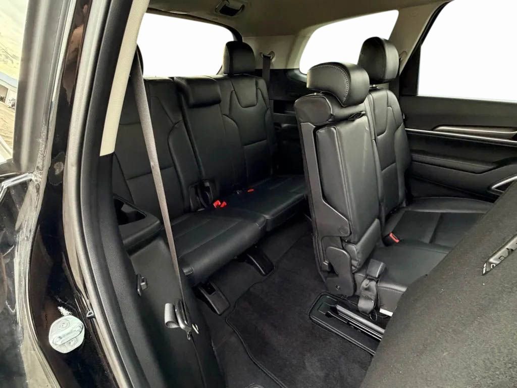 Used 2024 Kia Telluride LX image 34