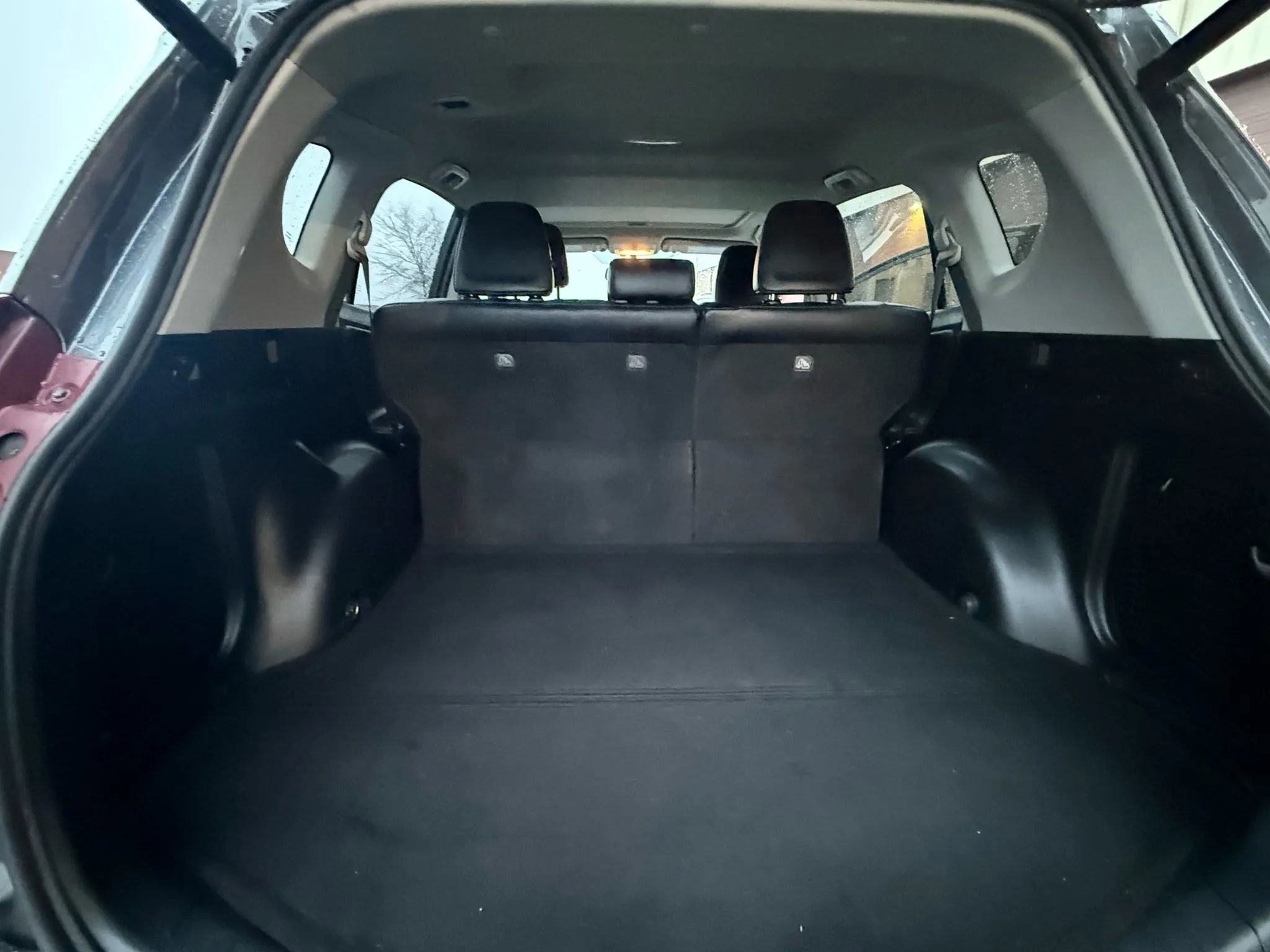 Used 2015 Toyota RAV4 Limited image 12