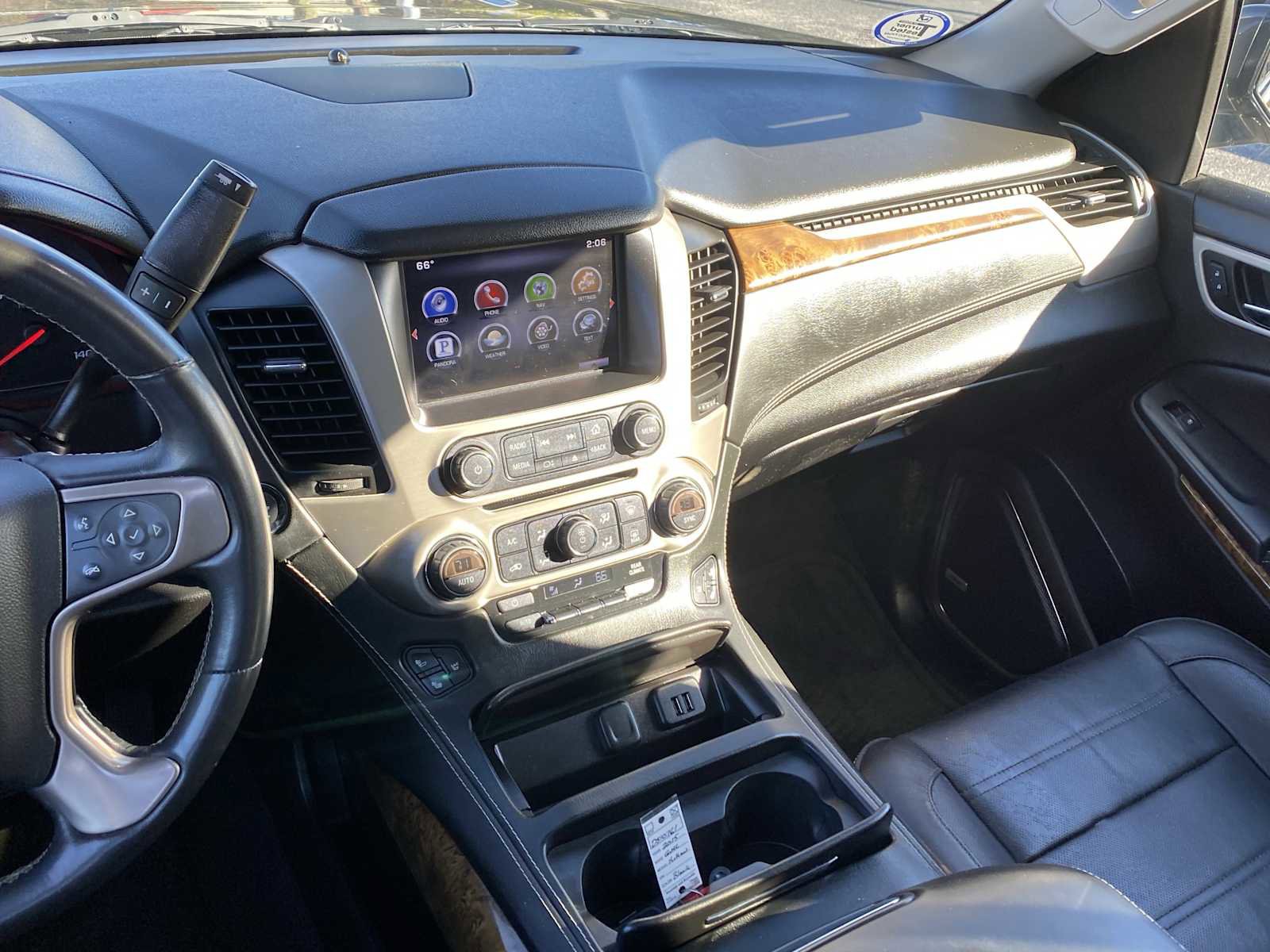 Used 2015 GMC Yukon Denali w/ Open Road Package image 14