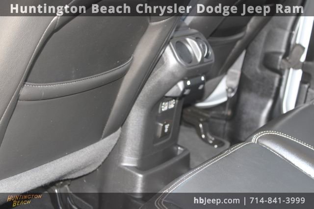 Used 2023 Jeep Wrangler Unlimited Sahara image 39