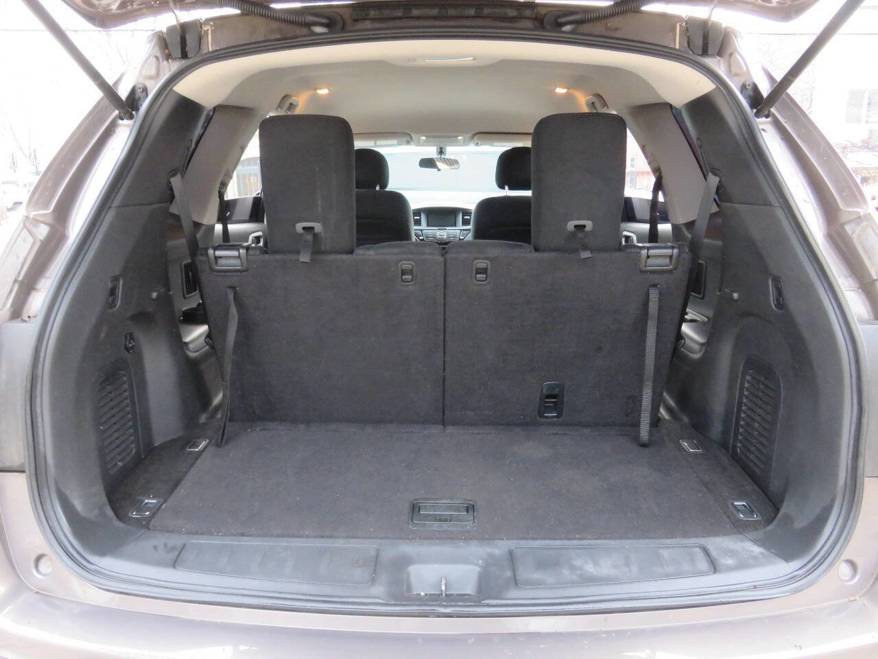 Used 2013 Nissan Pathfinder SV AWD/4WD image 21