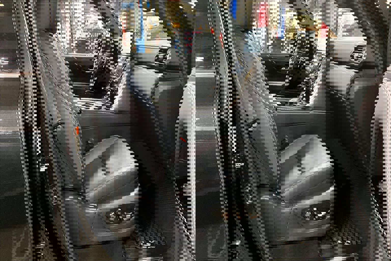 Used 2025 Lexus LX 600 4WD w/ Luxury Package image 7