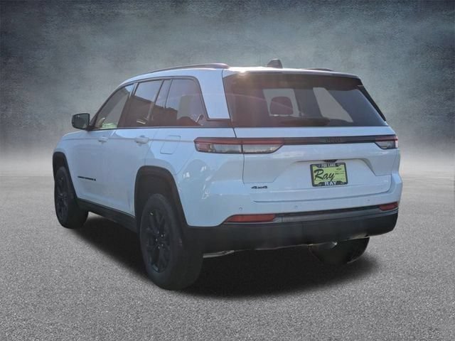 New 2026 Jeep Grand Cherokee Altitude AWD/4WD image 7
