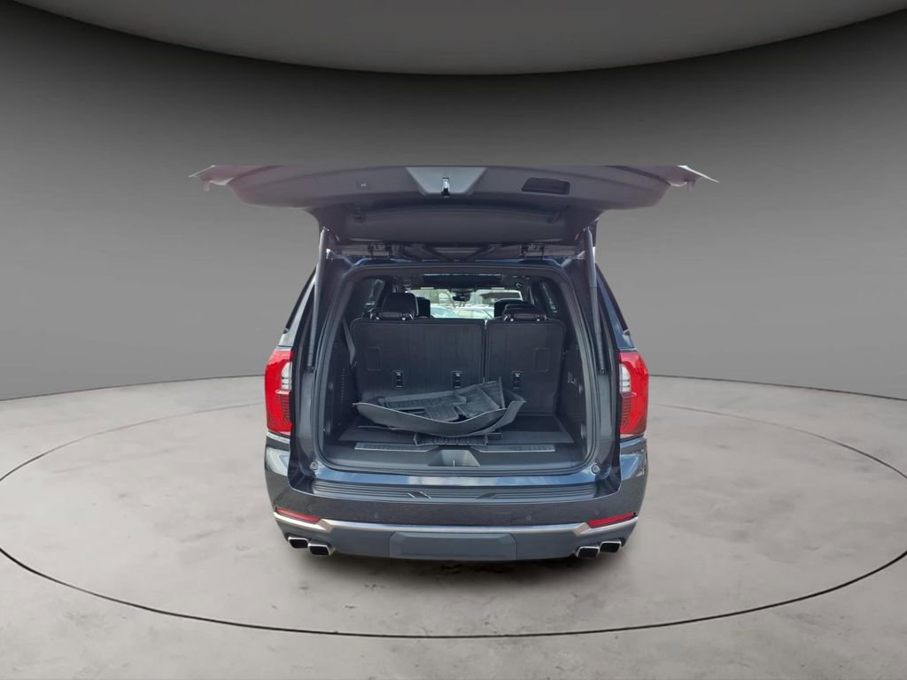 Used 2025 GMC Yukon AT4 Ultimate w/ LPO, Floor Liner Package image 11