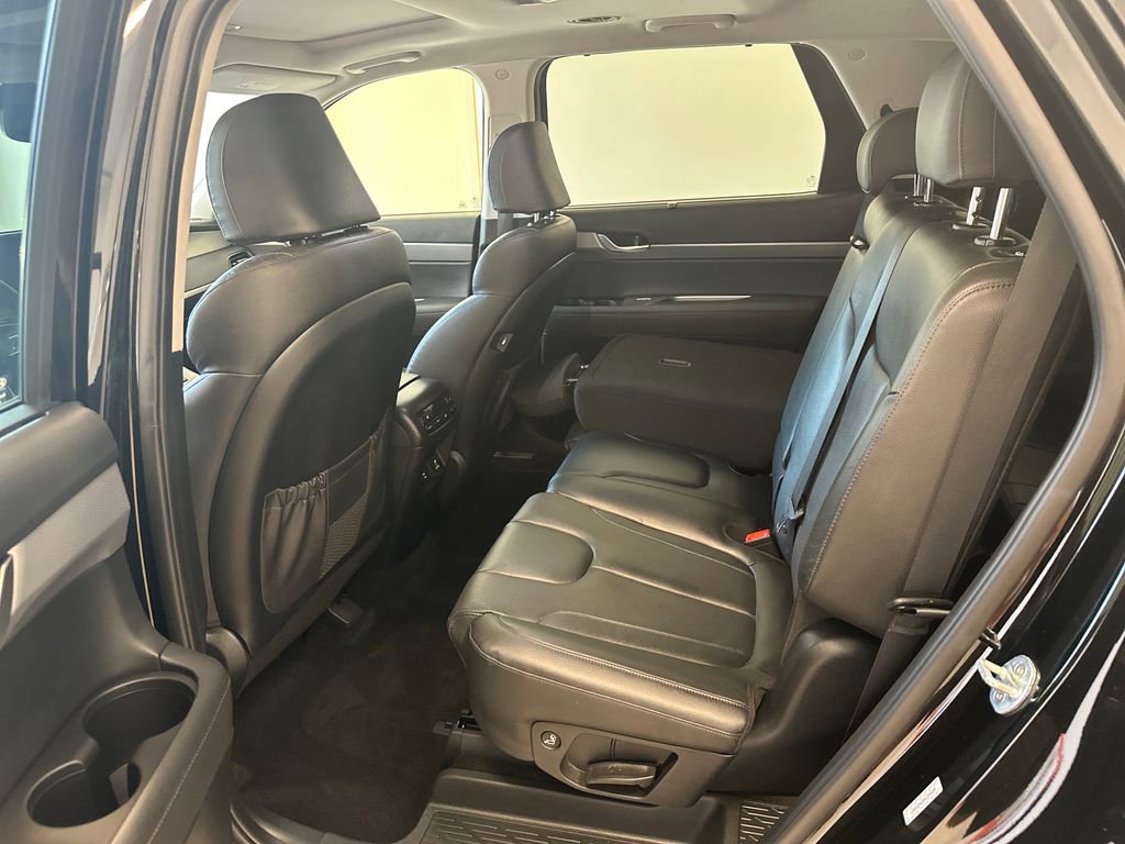 Used 2022 Hyundai Palisade SEL w/ 8P Bench Seat Package image 14