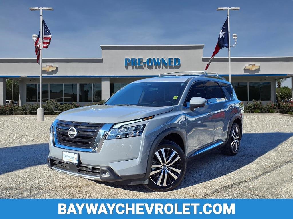 Used 2024 Nissan Pathfinder Platinum