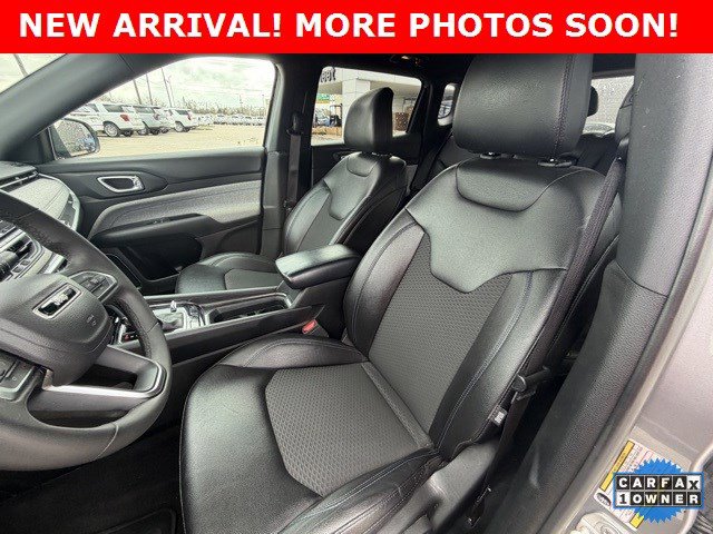 Used 2024 Jeep Compass Latitude image 8