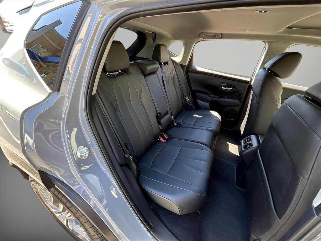 Used 2025 Acura ADX AWD image 24