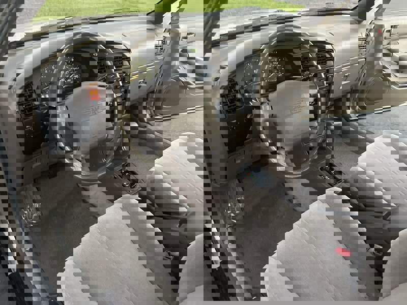 Used 1995 Toyota Camry XLE image 24