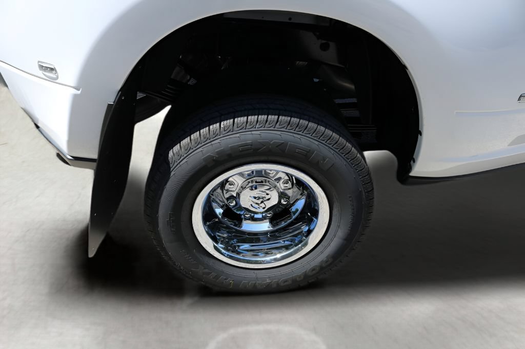 New 2027 RAM 3500 Tradesman AWD/4WD image 10