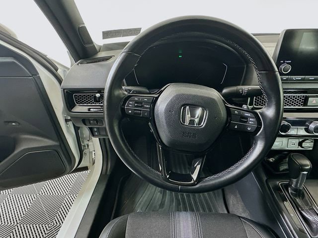Used 2023 Honda Civic Sport image 11