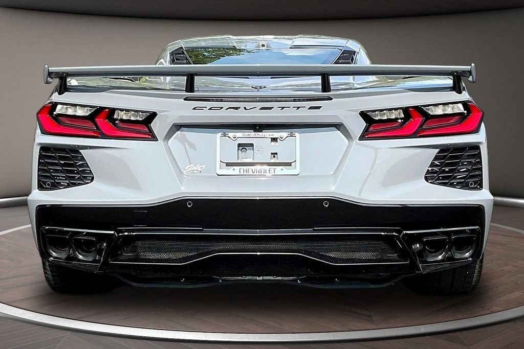 Used 2025 Chevrolet Corvette Stingray Preferred Cpe w/ Z51 Performance Package RWD image 6