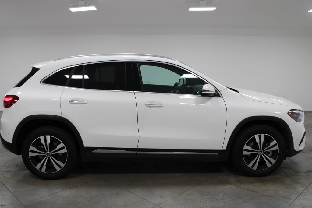 Used 2025 Mercedes-Benz GLA 250 image 11