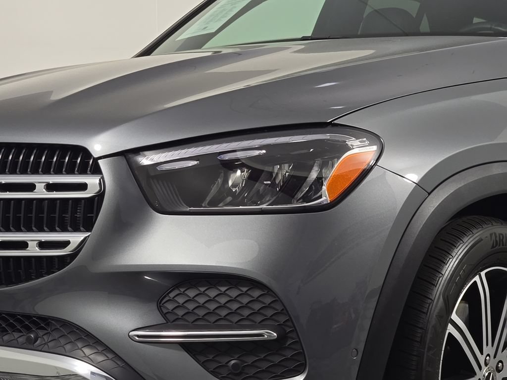 Certified 2025 Mercedes-Benz GLE 450e 4MATIC w/ Driver Assistance Package image 12