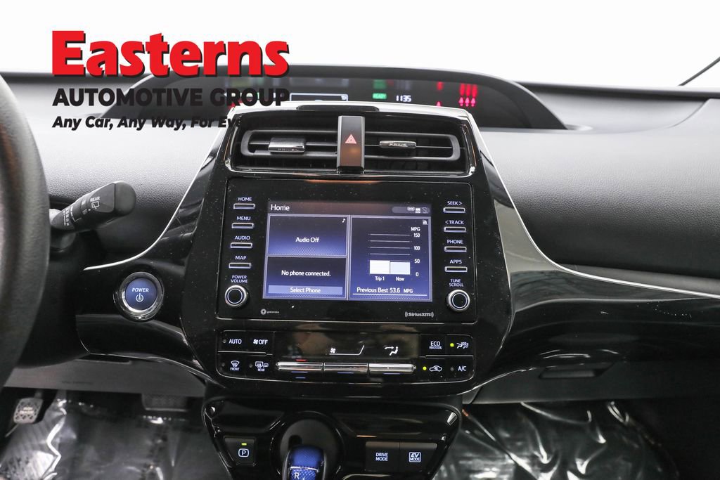 Used 2022 Toyota Prius LE image 12