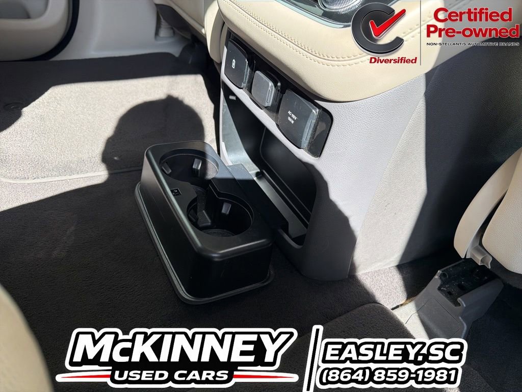 Used 2020 Lincoln Navigator 2WD image 35