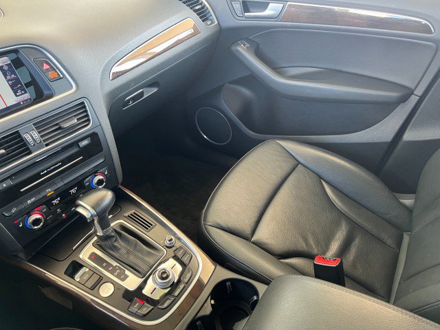 Used 2016 Audi Q5 2.0T Premium Plus w/ Technology Package image 22