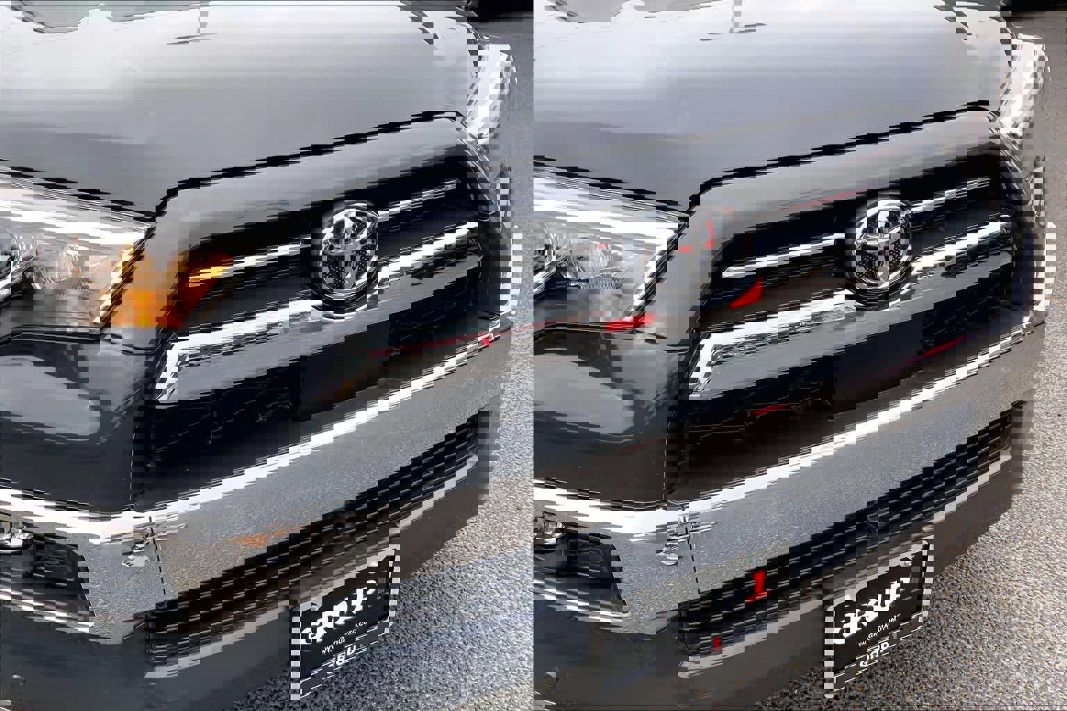 Used 2024 Toyota 4Runner Limited AWD/4WD image 30