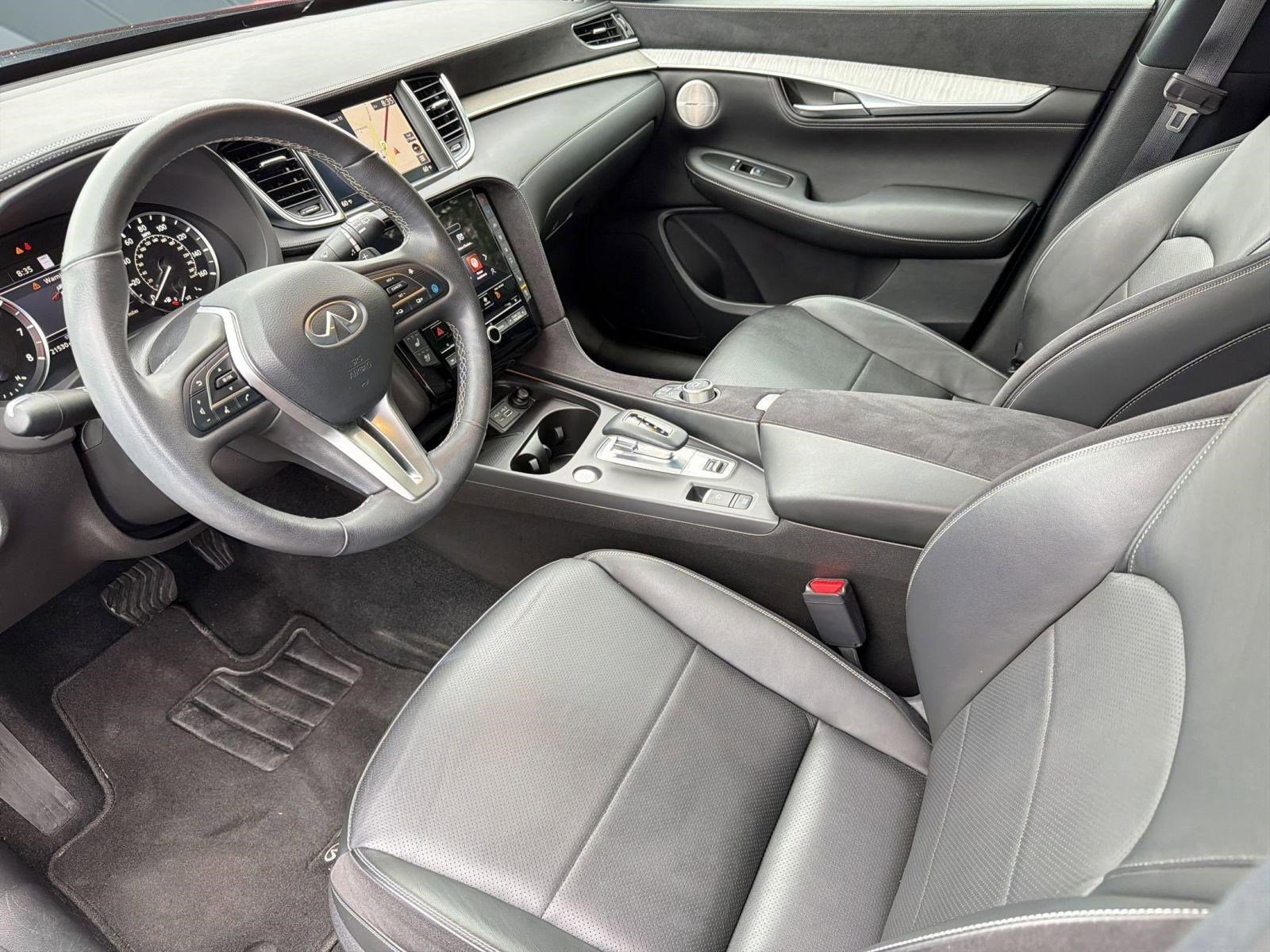 Used 2023 INFINITI QX50 Sensory w/ Cargo Package AWD/4WD image 18