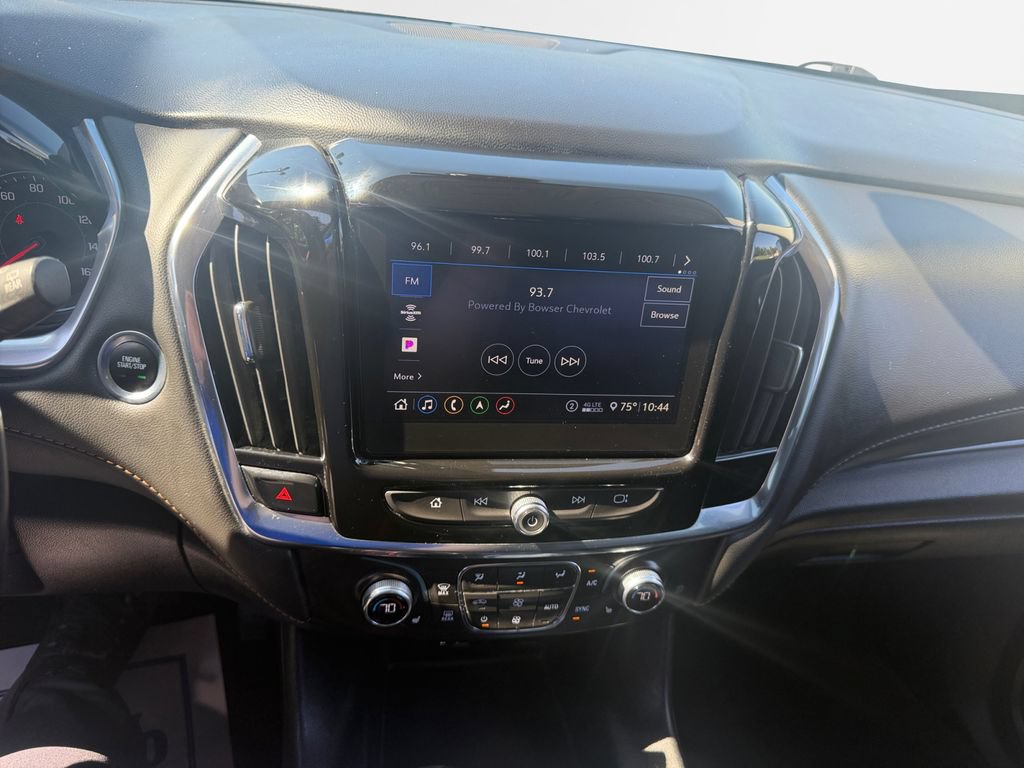Certified 2021 Chevrolet Traverse LT w/ LT Premium Package AWD/4WD image 22