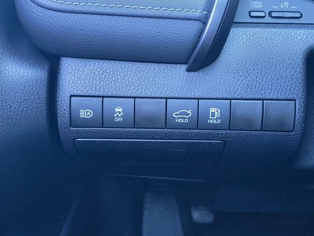 Used 2019 Toyota Camry SE w/ Carpet Mat Package FWD image 31