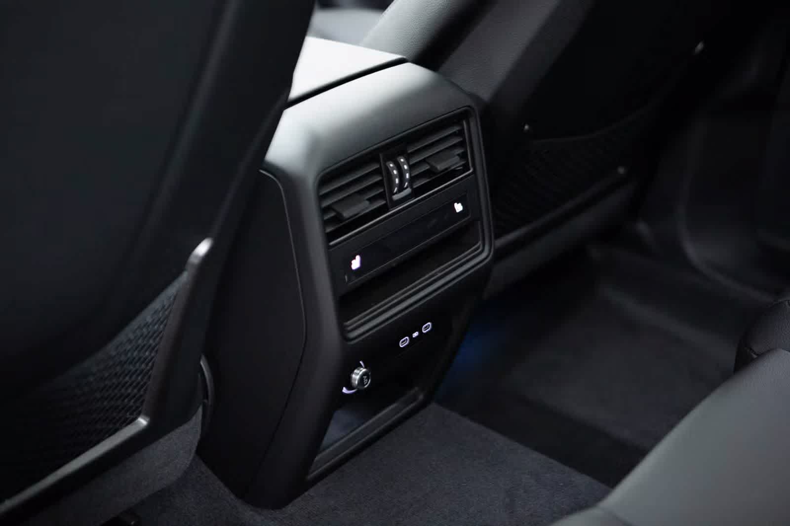 Certified 2026 Porsche Cayenne AWD/4WD image 36