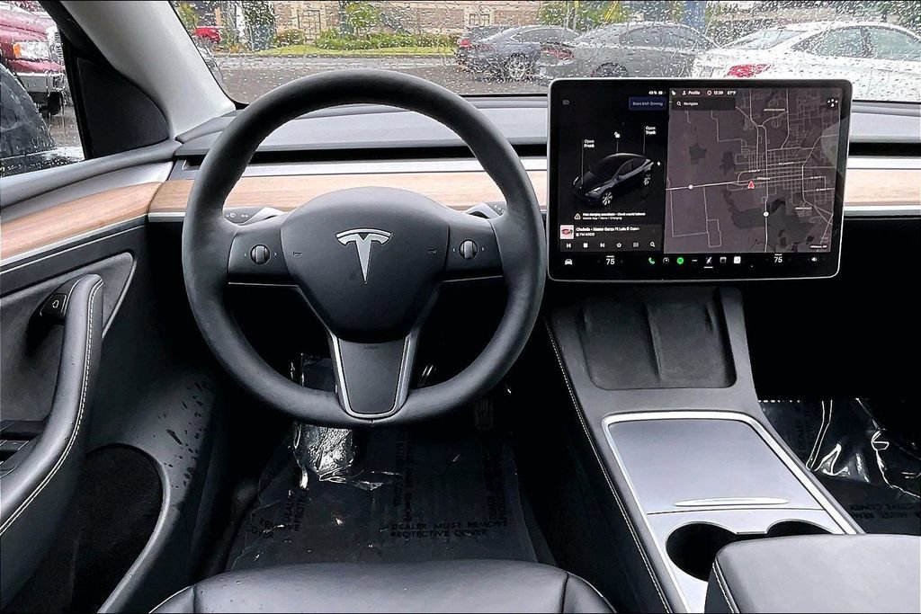 Used 2024 Tesla Model Y Long Range AWD/4WD image 7