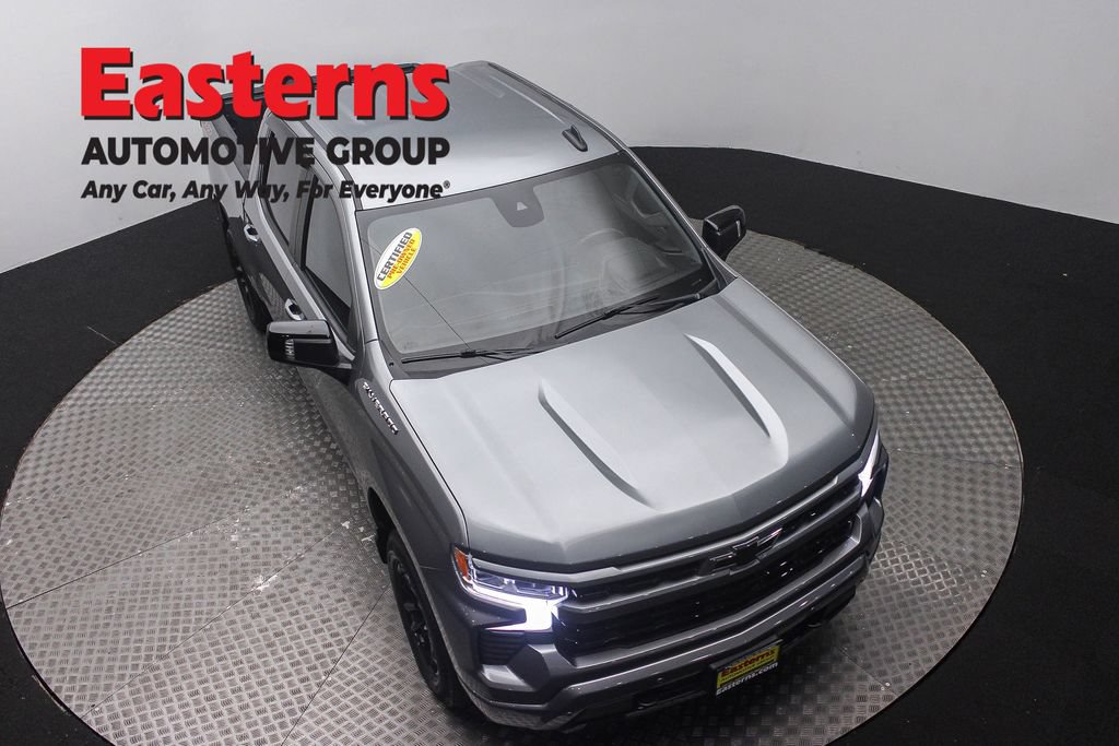 Used 2024 Chevrolet Silverado 1500 RST w/ Convenience Package II AWD/4WD image 3