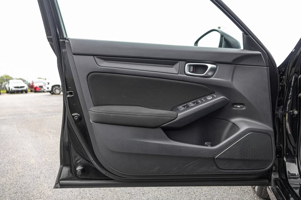 Used 2025 Honda Civic LX image 26