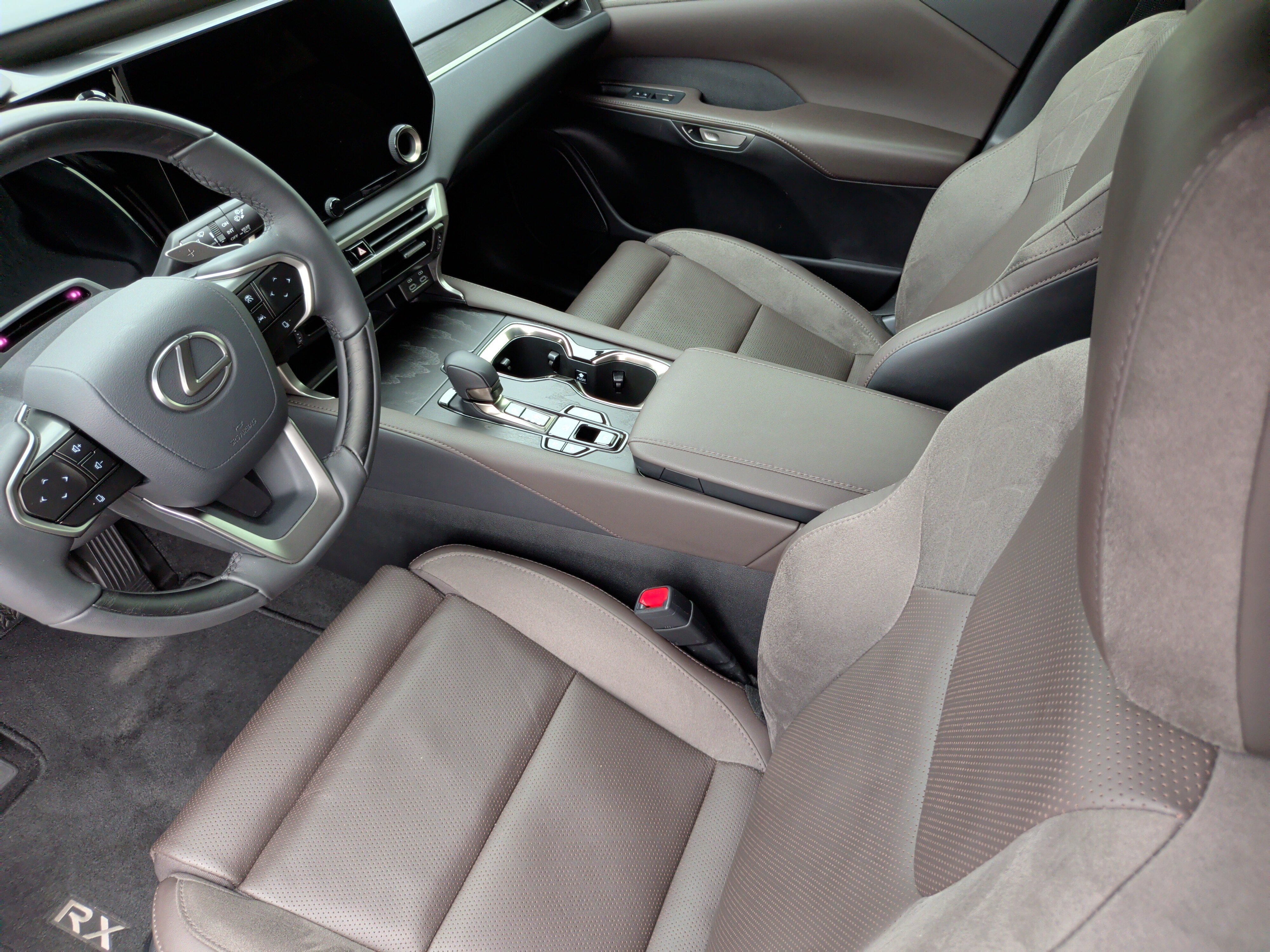 Used 2024 Lexus RX 350 image 17