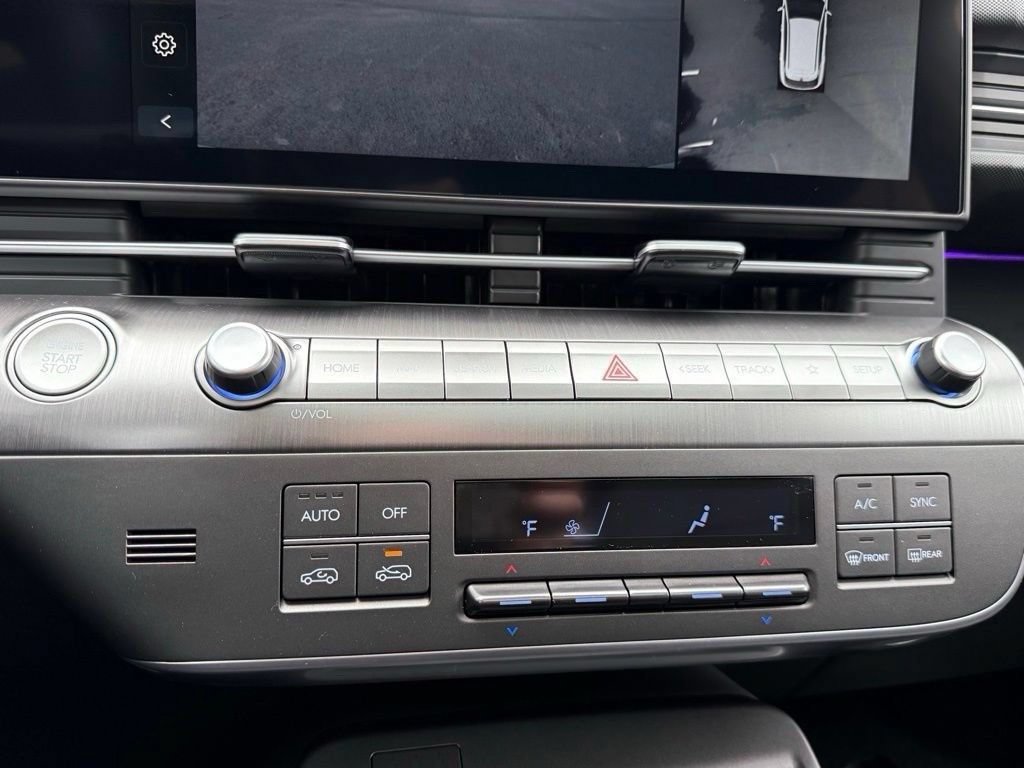 Certified 2024 Hyundai Kona Limited AWD/4WD image 18