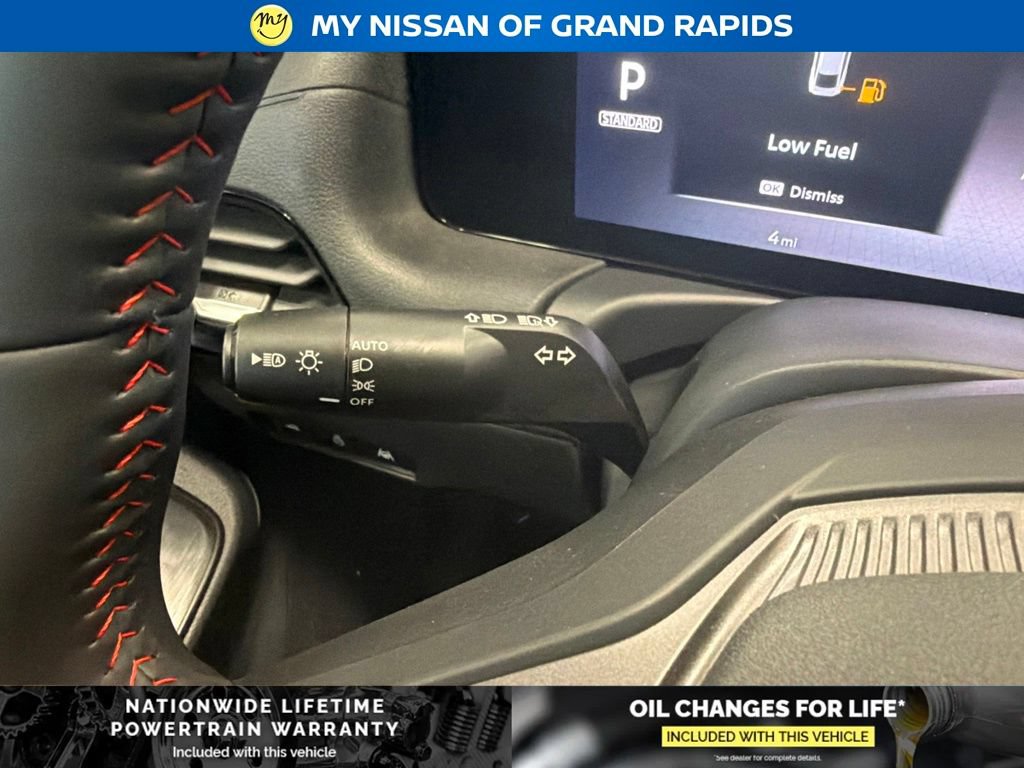 New 2026 Nissan Sentra SR w/ SR Premium Package FWD image 20