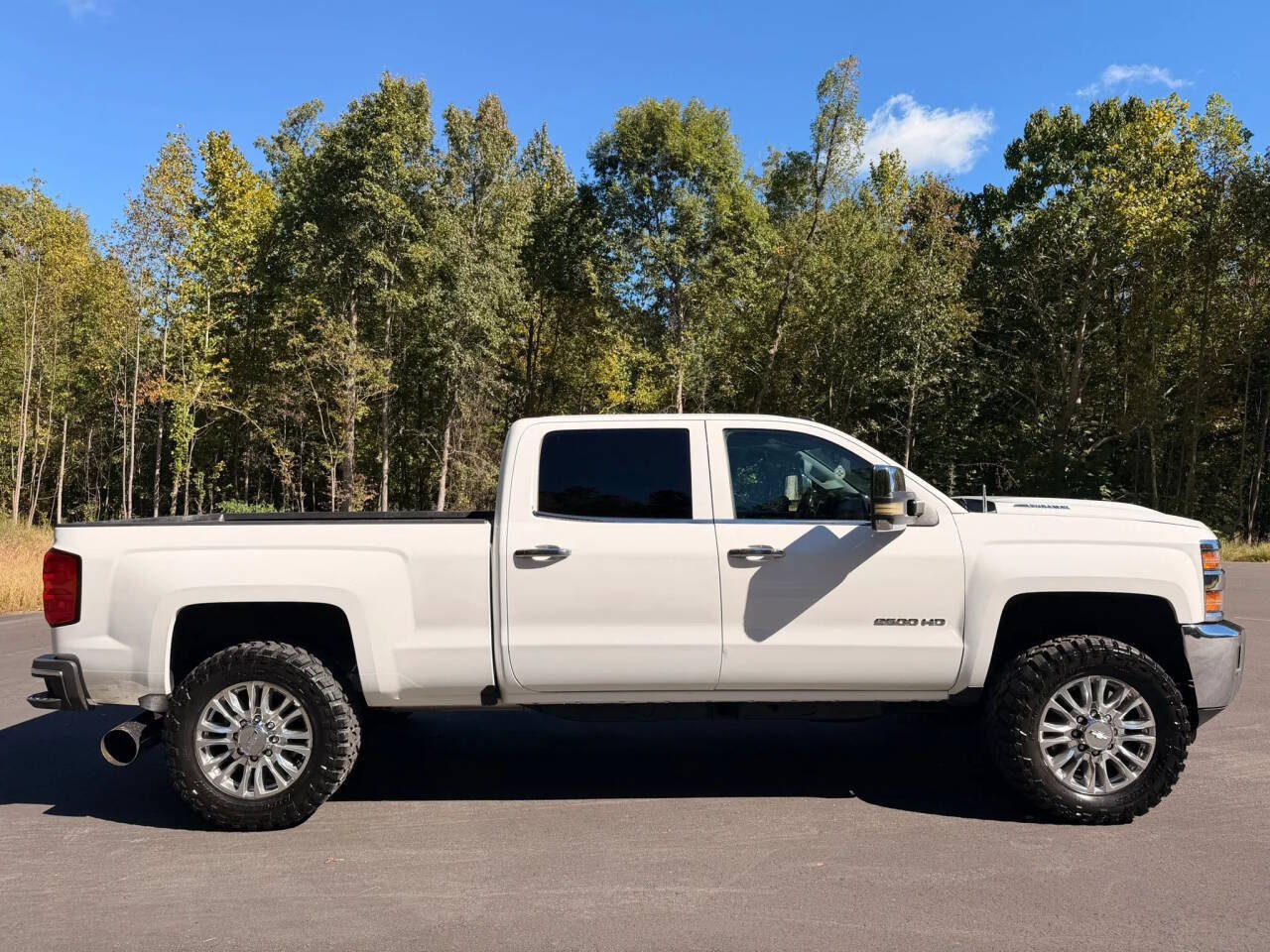 Used 2019 Chevrolet Silverado 2500 LTZ w/ Duramax Plus Package AWD/4WD image 8