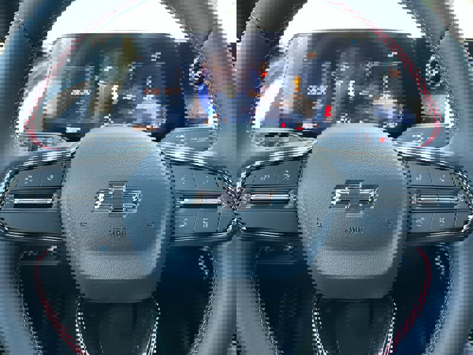 New 2026 Chevrolet Equinox EV RS image 22