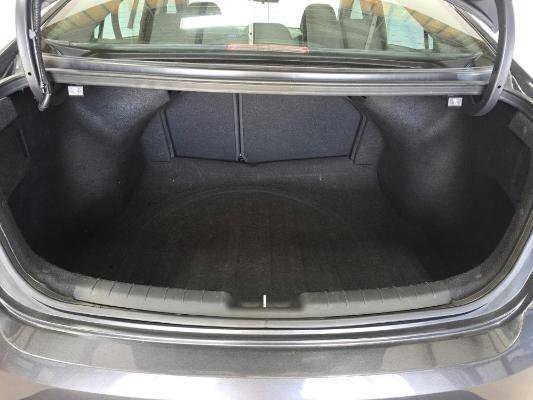 Used 2020 Hyundai Elantra SEL w/ Cargo Package (C1) image 10