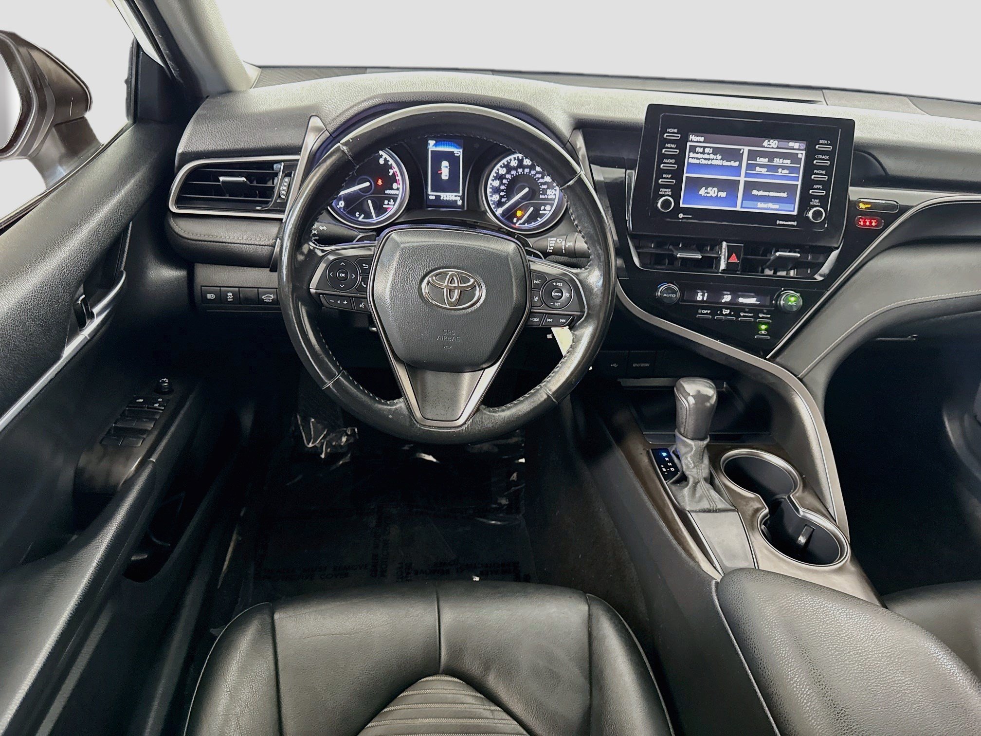 Used 2021 Toyota Camry SE FWD image 17